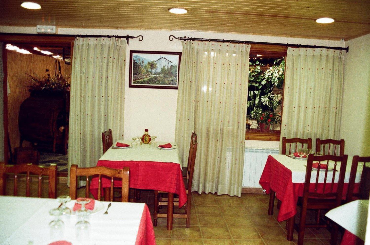 Hostal Pernalle Erillavall Kültér fotó